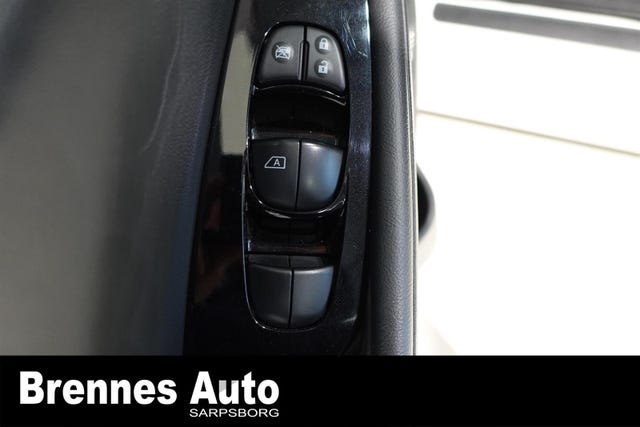 2019 NISSAN LEAF - 30