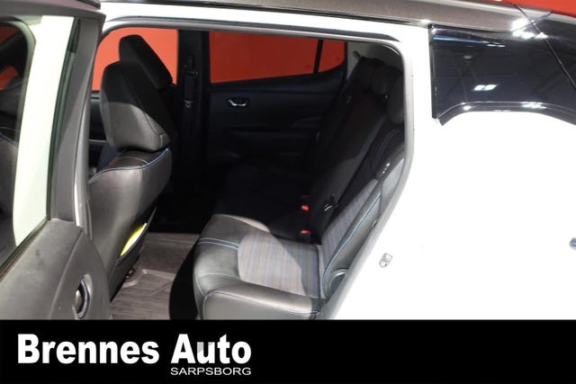 2019 NISSAN LEAF - 10
