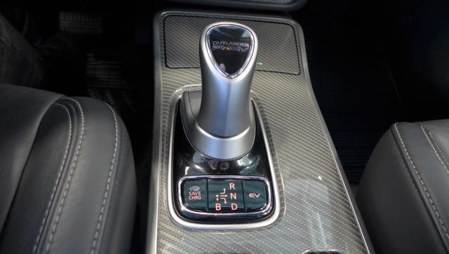 2020 MITSUBISHI OUTLANDER - 18