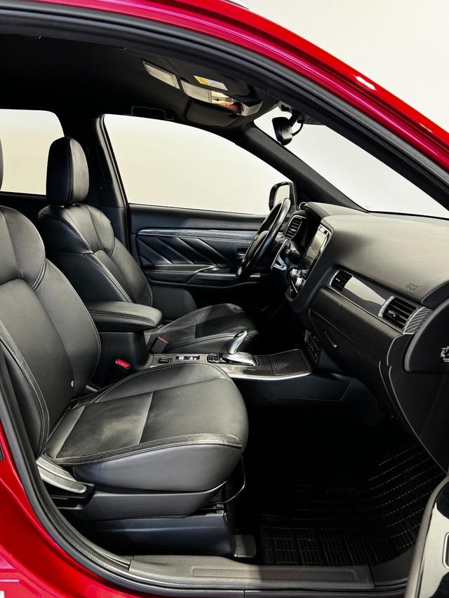 2020 MITSUBISHI OUTLANDER - 12