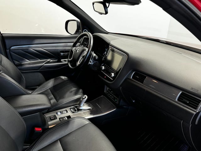 2020 MITSUBISHI OUTLANDER - 8