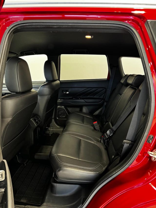 2020 MITSUBISHI OUTLANDER - 14