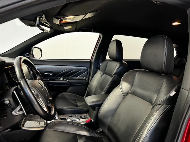 2020 MITSUBISHI OUTLANDER - 9