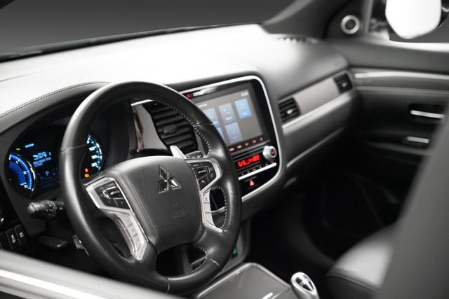 2020 MITSUBISHI OUTLANDER - 19