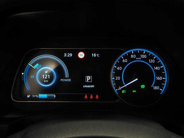 2019 NISSAN LEAF - 9