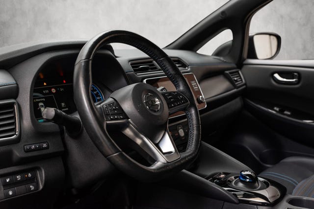 2019 NISSAN LEAF - 14