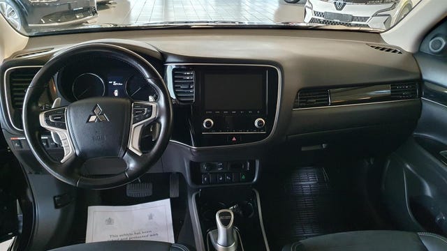 2020 MITSUBISHI OUTLANDER - 12