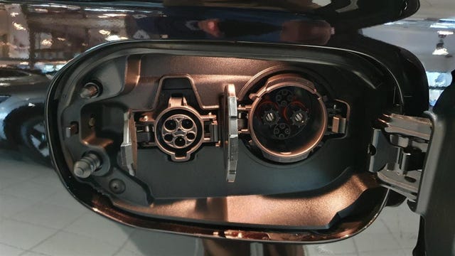 2020 MITSUBISHI OUTLANDER - 29