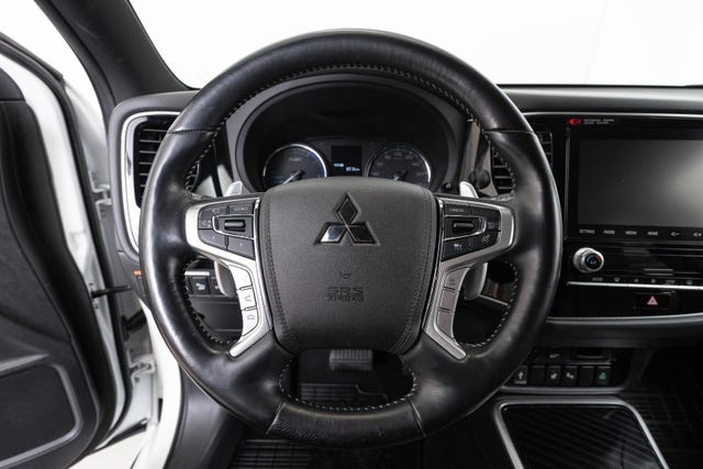 2020 MITSUBISHI OUTLANDER - 11