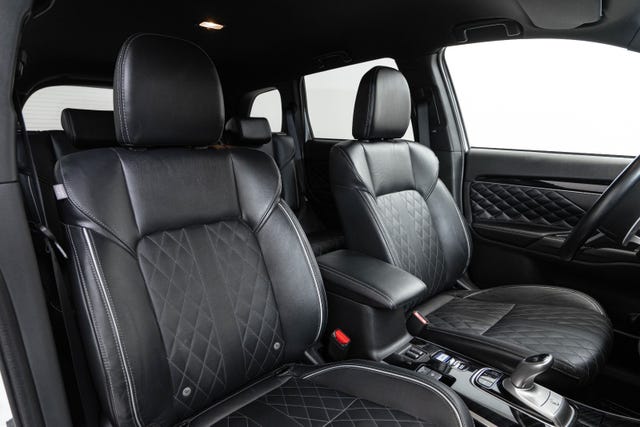 2020 MITSUBISHI OUTLANDER - 14