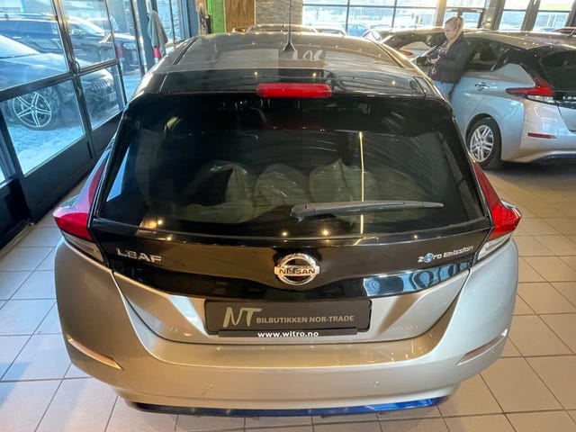 2019 NISSAN LEAF - 7