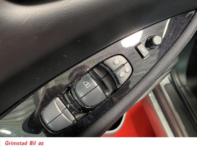 2019 NISSAN LEAF - 12