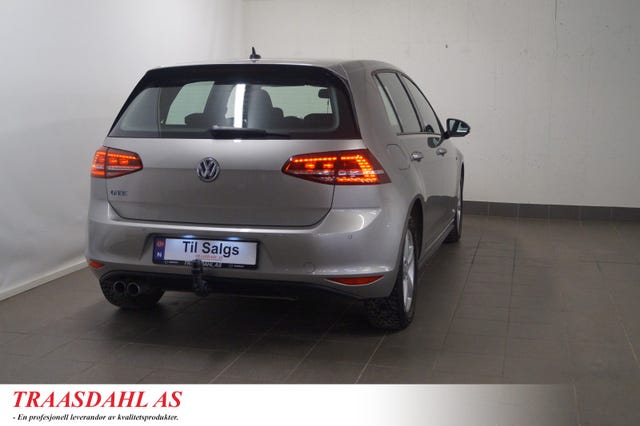 2015 VOLKSWAGEN GOLF - 11