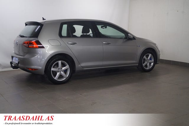 2015 VOLKSWAGEN GOLF - 8