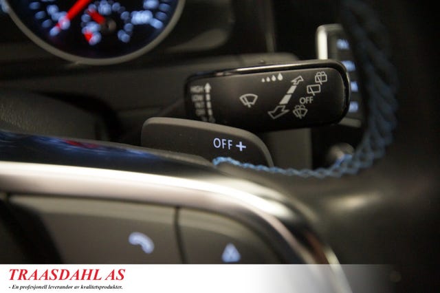 2015 VOLKSWAGEN GOLF - 23