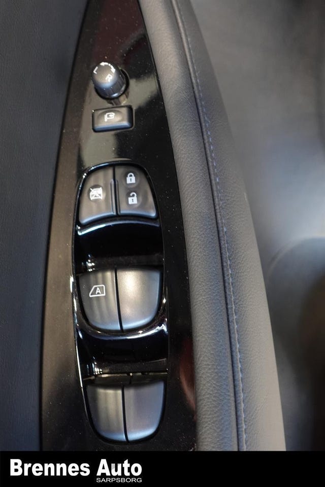 2021 NISSAN LEAF - 19