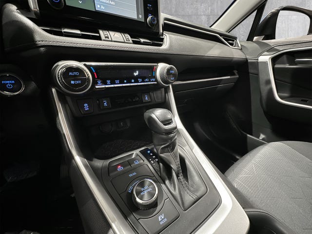 2021 TOYOTA RAV4 - 24