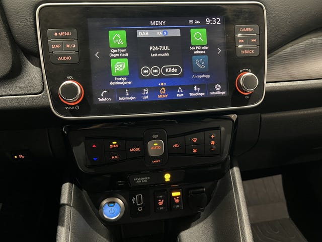 2019 NISSAN LEAF - 22