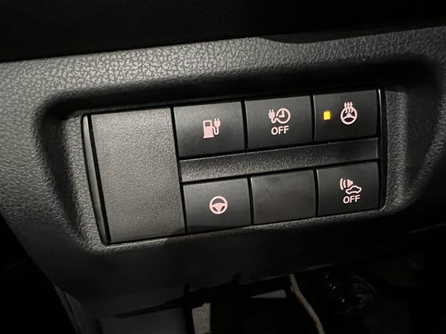 2019 NISSAN LEAF - 27