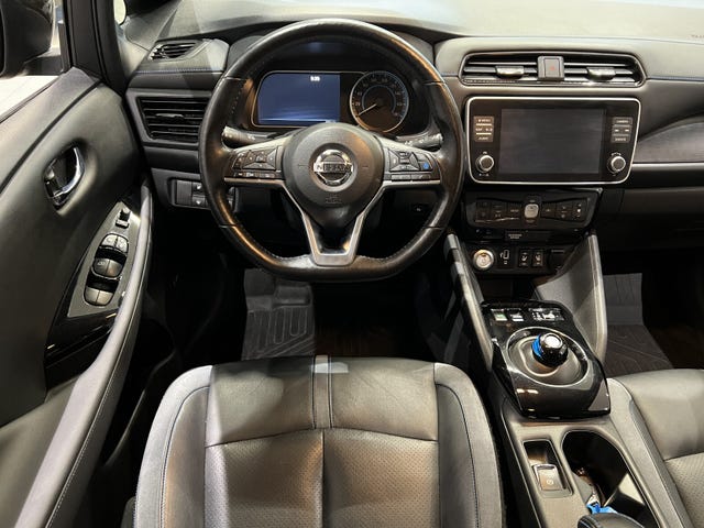 2019 NISSAN LEAF - 15