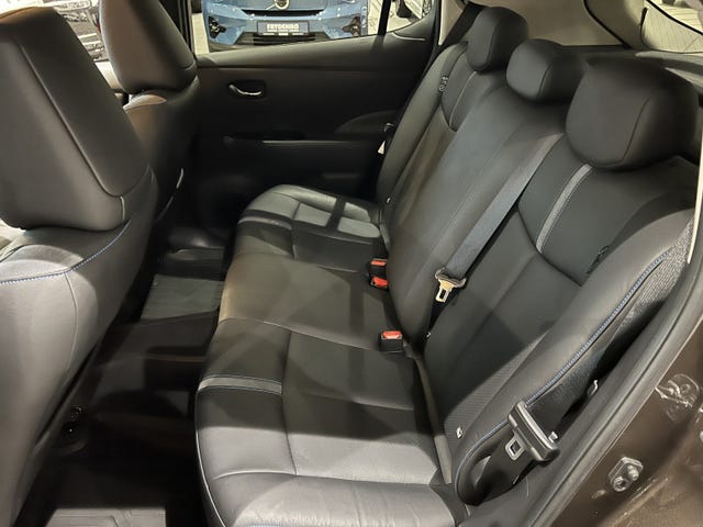 2019 NISSAN LEAF - 14