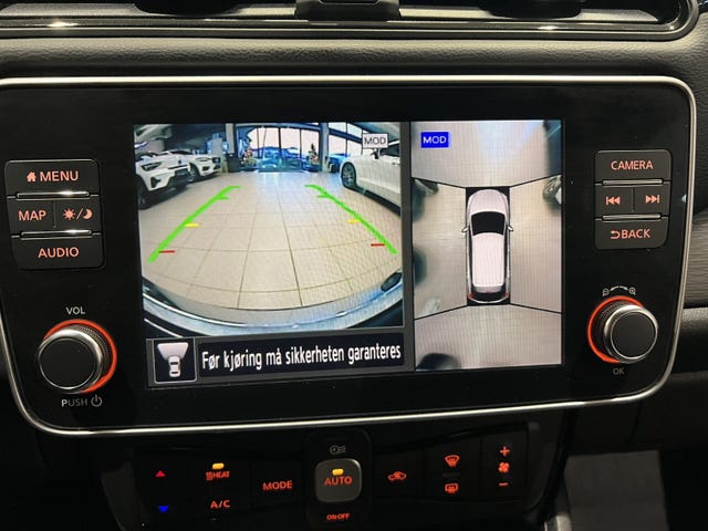 2019 NISSAN LEAF - 25