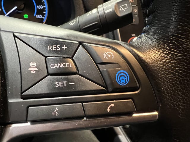 2019 NISSAN LEAF - 28