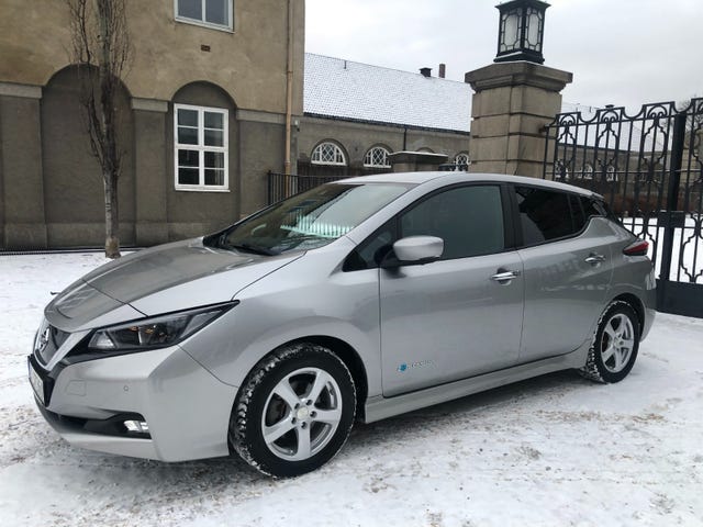 SJNFAAZE1U0049823 2019 NISSAN LEAF-1