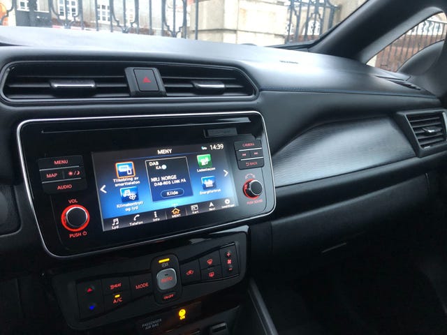 2019 NISSAN LEAF - 20