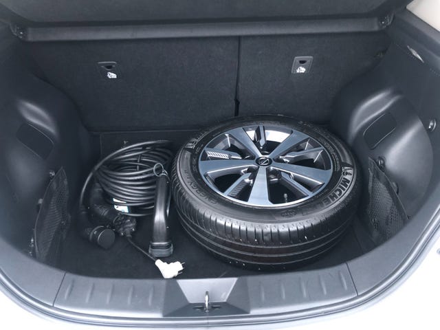 2019 NISSAN LEAF - 37