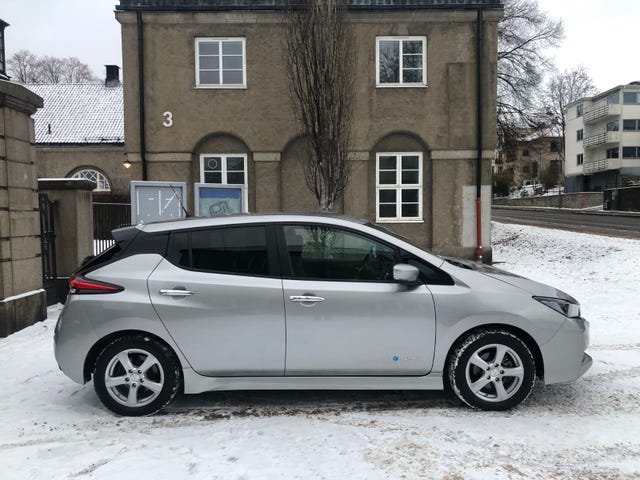 2019 NISSAN LEAF - 9
