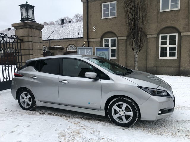 2019 NISSAN LEAF - 10