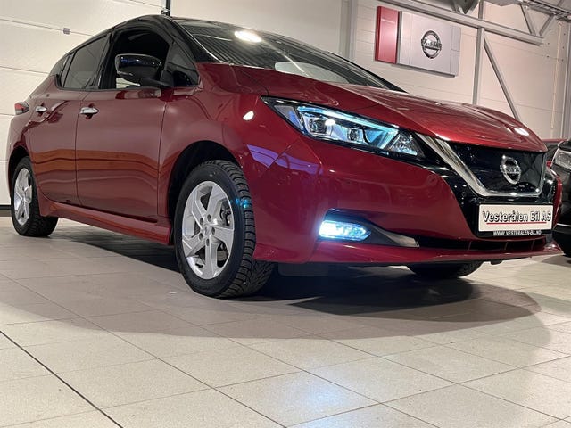 2021 NISSAN LEAF - 9