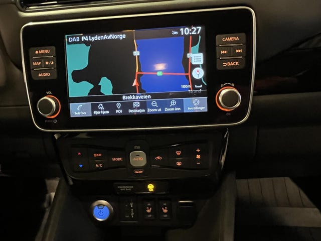 2021 NISSAN LEAF - 23