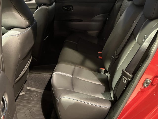 2021 NISSAN LEAF - 12
