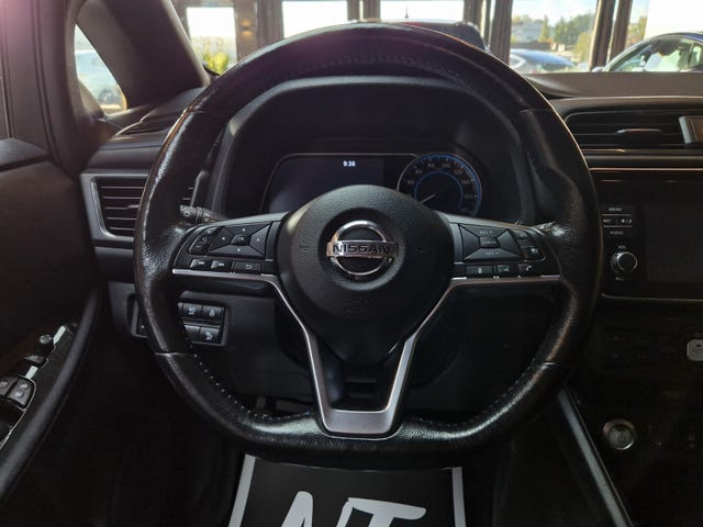 2019 NISSAN LEAF - 13