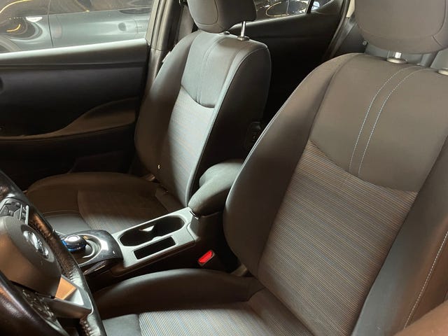 2019 NISSAN LEAF - 11