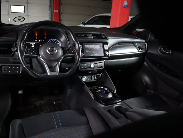2019 NISSAN LEAF - 14