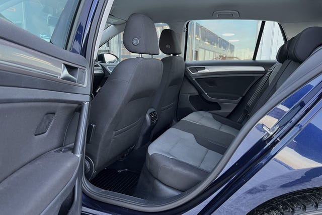 2015 VOLKSWAGEN GOLF - 17