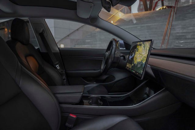 2019 TESLA MODEL 3 - 23