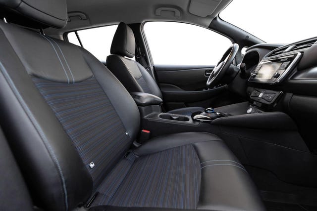 2019 NISSAN LEAF - 18