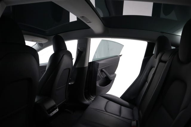 2019 TESLA MODEL 3 - 17
