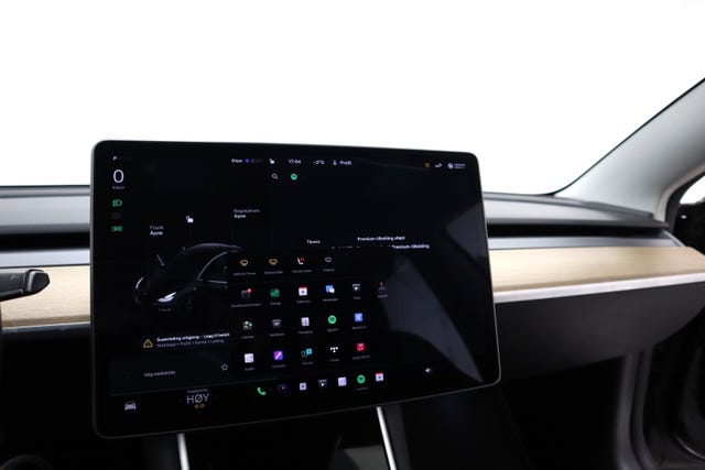 2019 TESLA MODEL 3 - 11