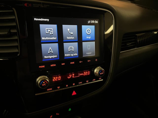 2020 MITSUBISHI OUTLANDER - 24