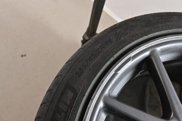2019 TESLA MODEL 3 - 42