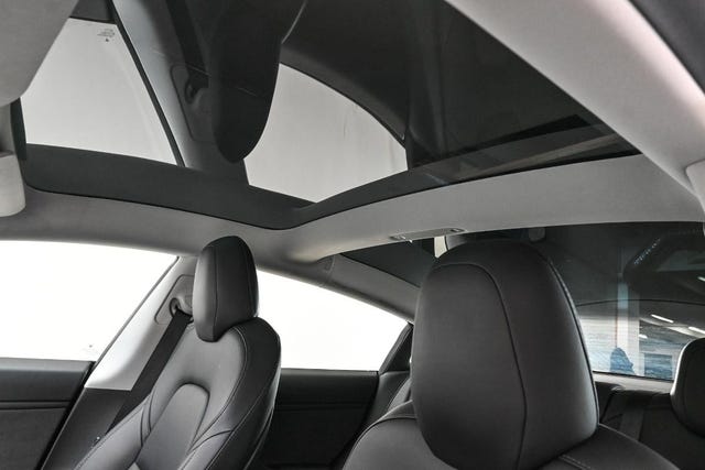 2019 TESLA MODEL 3 - 12