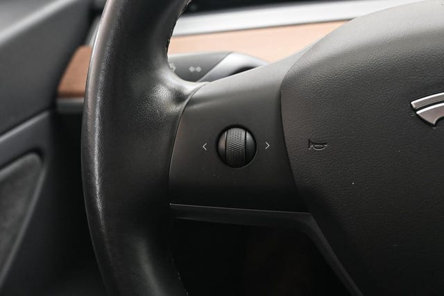 2019 TESLA MODEL 3 - 29