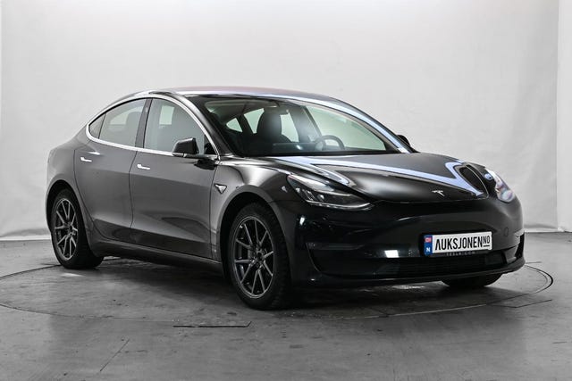 5YJ3E7EBXKF239545 2019 TESLA MODEL 3-0