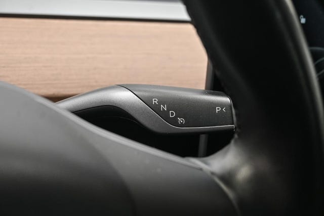 2019 TESLA MODEL 3 - 31