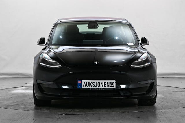 5YJ3E7EBXKF239545 2019 TESLA MODEL 3-1